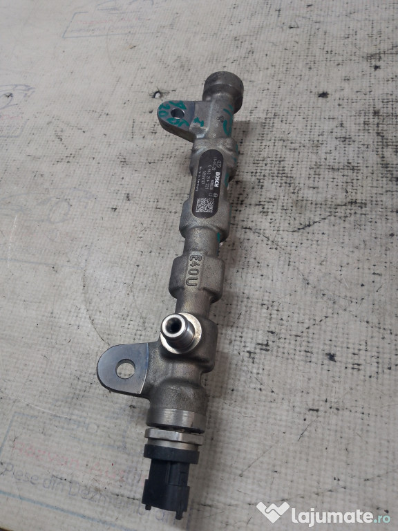 Rampa injectoare Opel Insignia A 2.0 2011