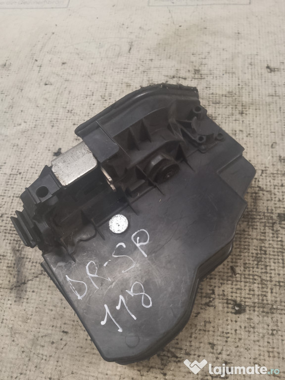 Broasca dreapta spate BMW 118 2009