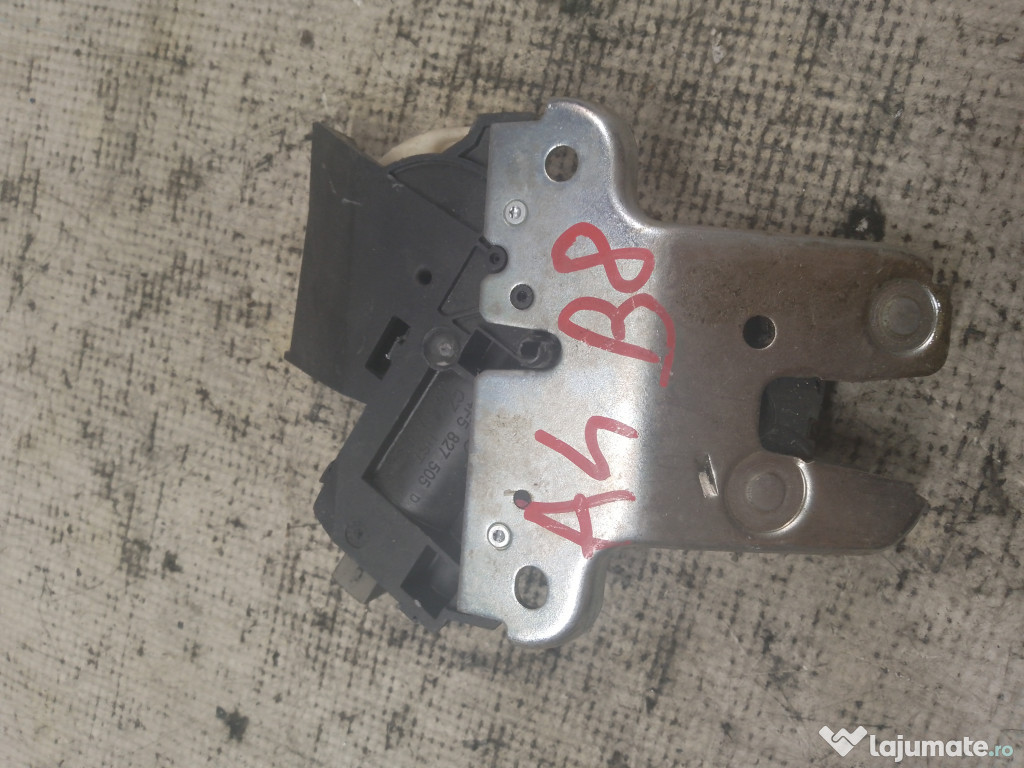 Broasca hayon Audi A4 B8 2011