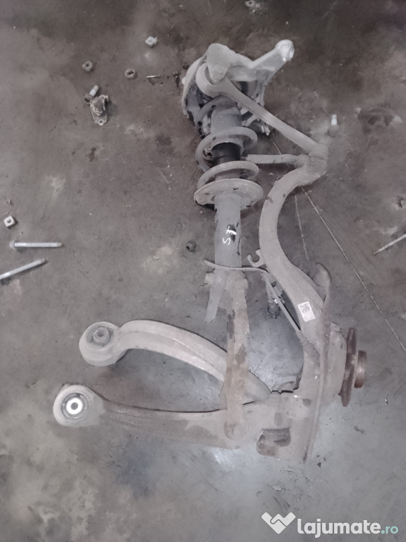 Fuzeta cu amortizor stanga fata Audi A5 2.0 Motorina 2013