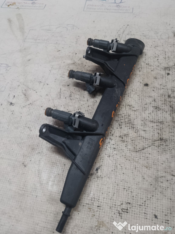 Rampa plus injectoare Citroen Cactus 1.2 2015