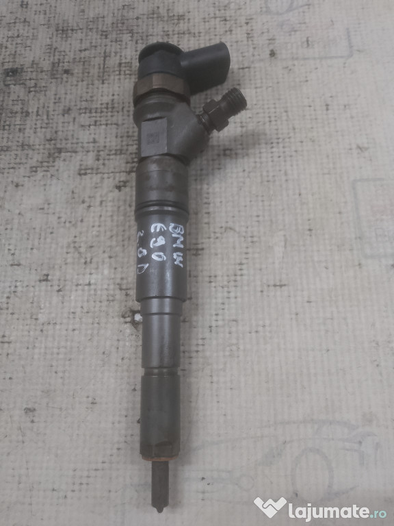 Injector BMW E90 2.0 Motorina 2011
