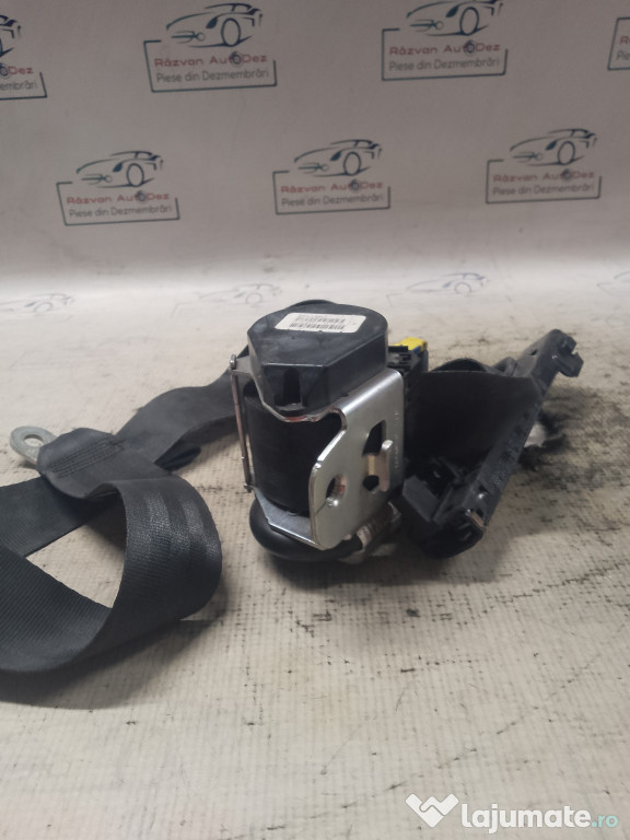 Centura dreapta fata cu capsa Volkswagen Passat B7 2009