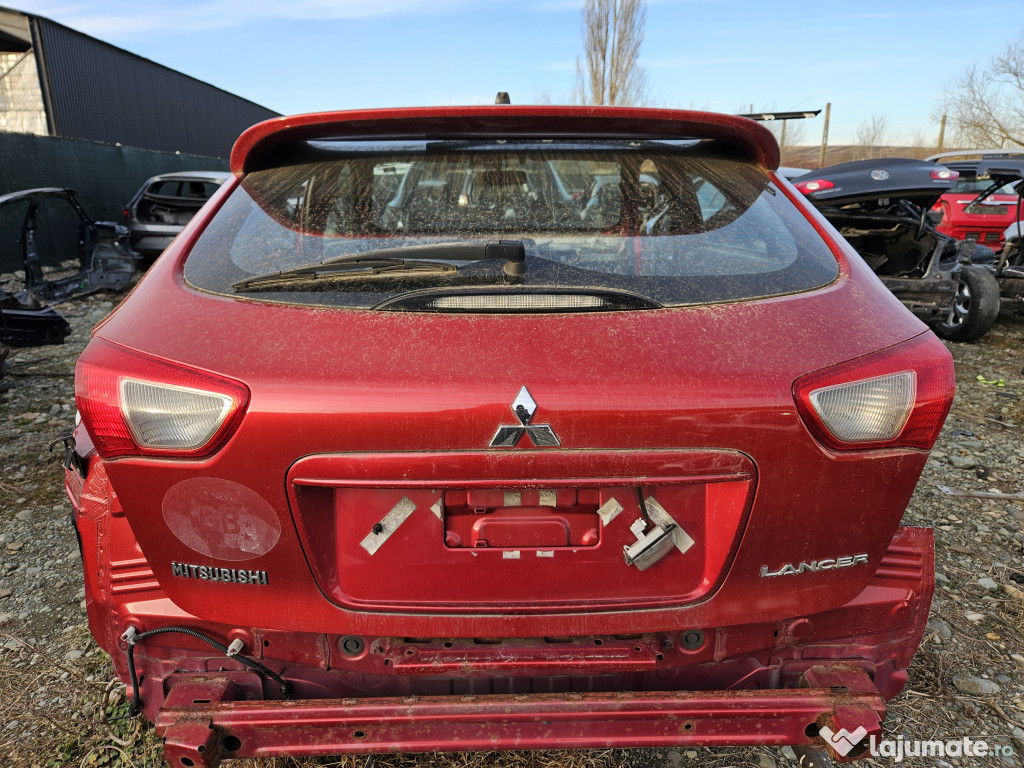 Hayon Mitsubishi Lancer Hatchback 2010