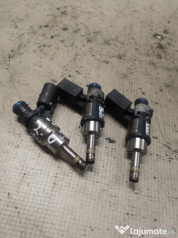 Injector Volkswagen Golf 5 2.0 Benzina 2014