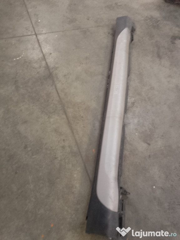 Ornament prag dreapta Suzuki SX4 1.6 Benzina 2016