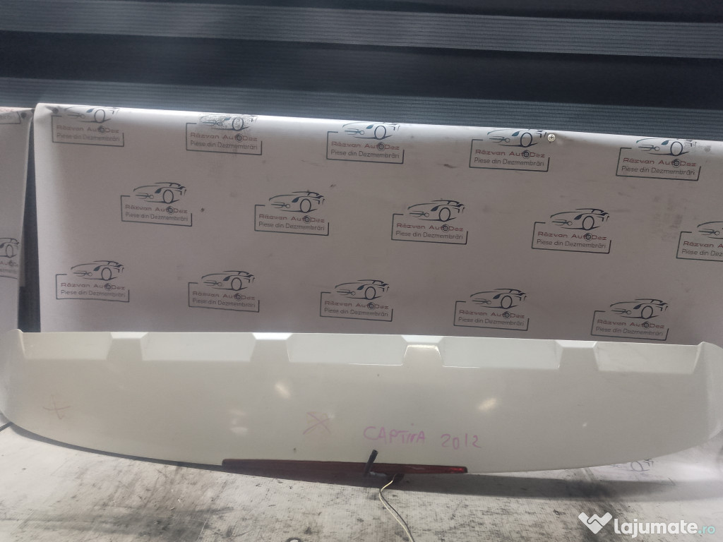 Eleron hayon Chevrolet Captiva 2012