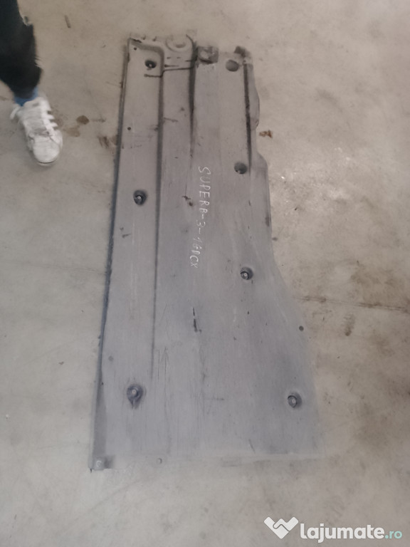 Scut lateral dreapta Skoda Superb 3 1.6 Motorina 2016