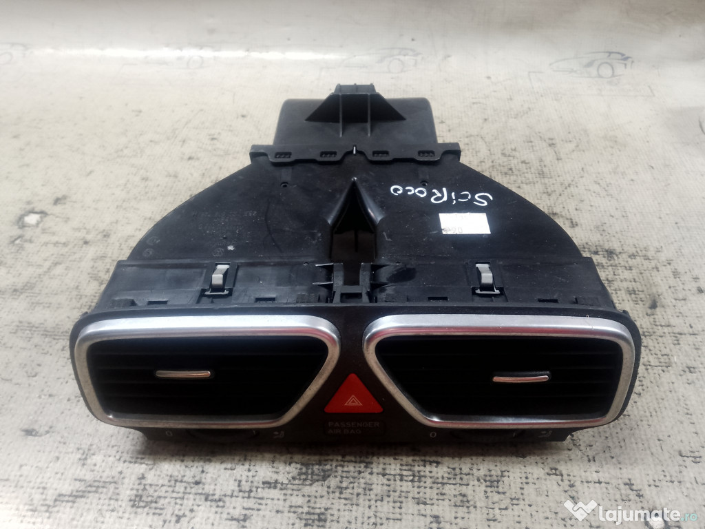 Grila ventilatie centrala Volkswagen Scirocco 2012
