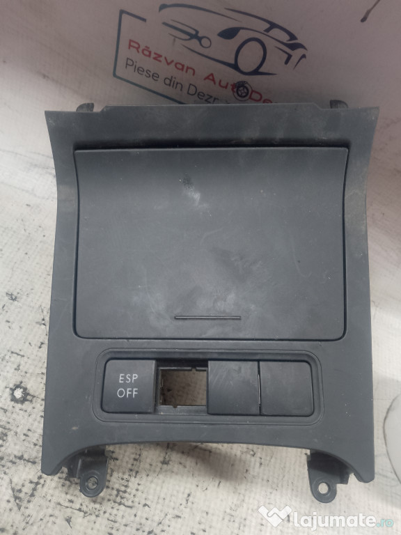 Priza bricheta auxiliara Volkswagen Golf 5 2008