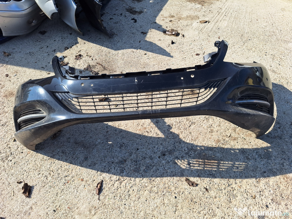 Bara fata Mercedes S Class 2015