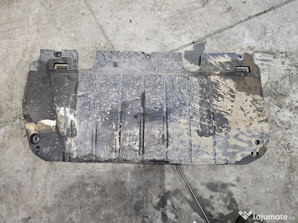 Scut motor plastic Renault Clio 4 1.2 Benzina 2015