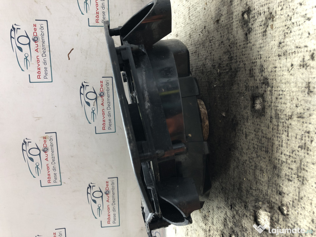 Boxa podea stanga BMW Seria 3 E90 2012