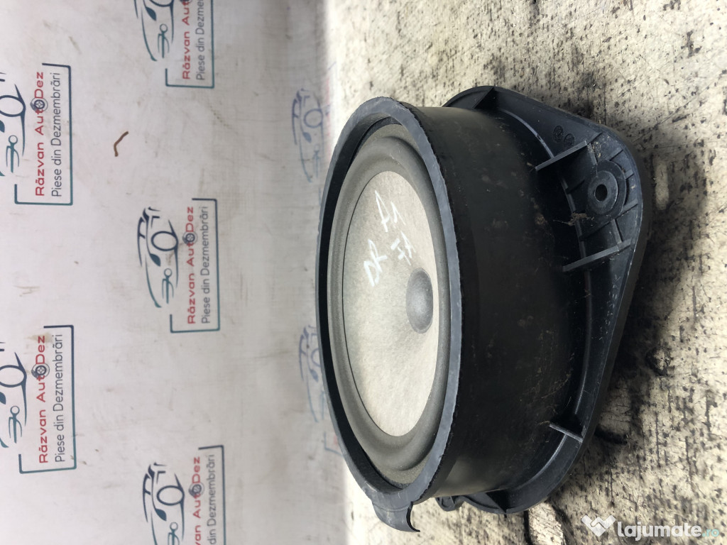 Boxa dreapta fata Audi A1 2012