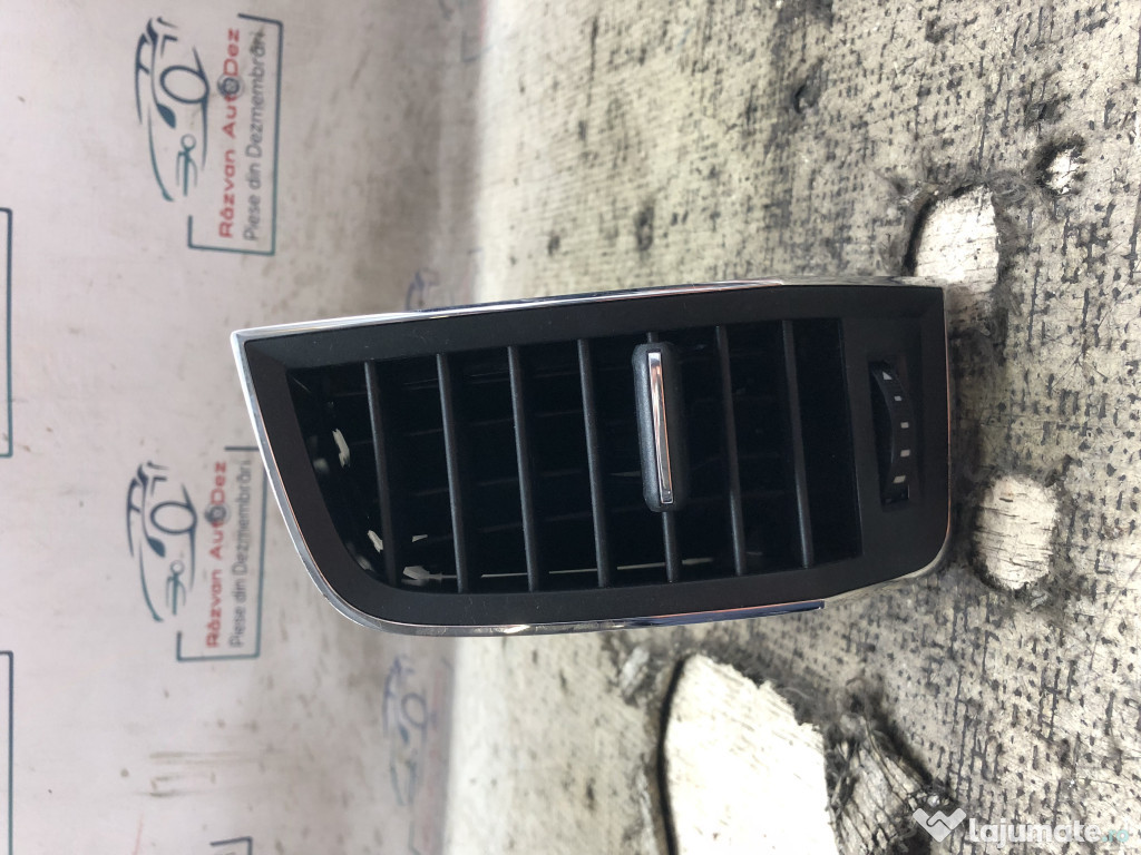 Grila ventilatie stanga Skoda Karoq 2019