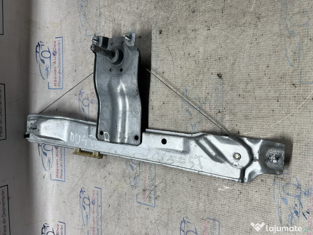 Macara geam stanga spate Dacia Duster 2019