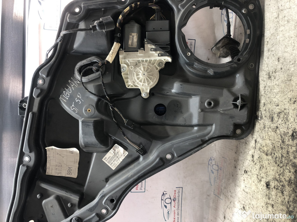 Macara geam stanga fata Volkswagen Tiguan 2008
