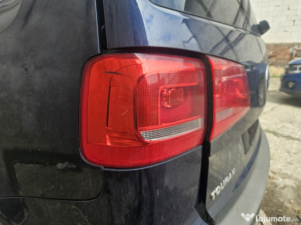 Stop stanga aripa Volkswagen Touran 2012