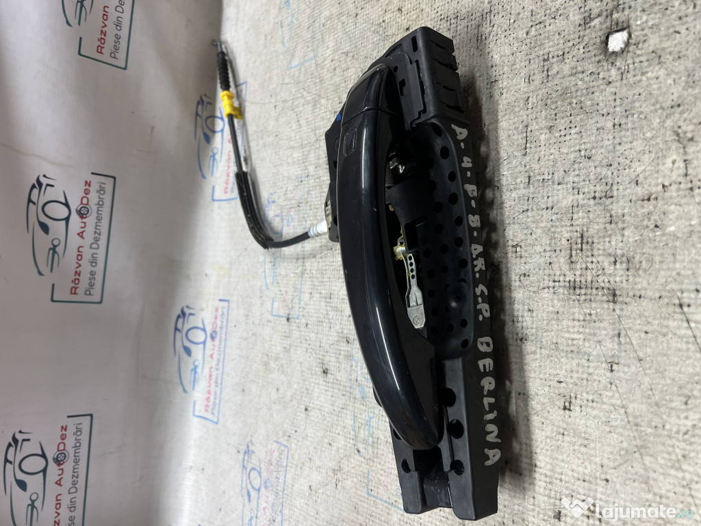 Maner exterior dreapta spate Audi A4 B8 Berlina 2014
