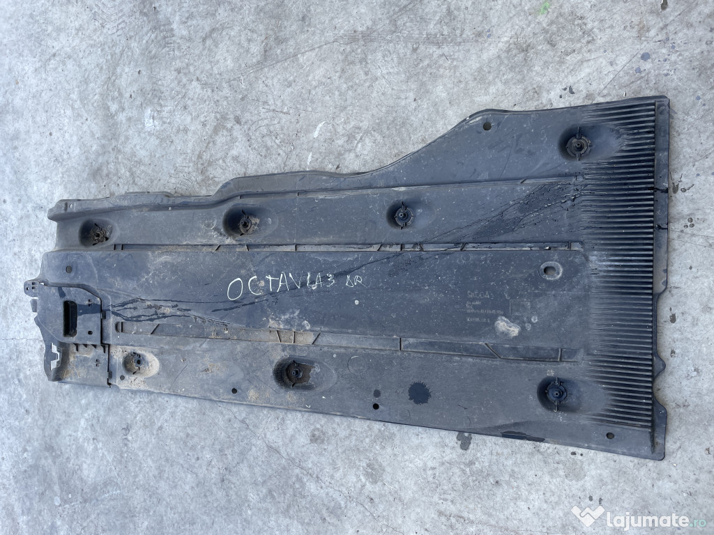 Scut lateral dreapta Skoda Octavia 3 Break 2.0 Motorina 2014
