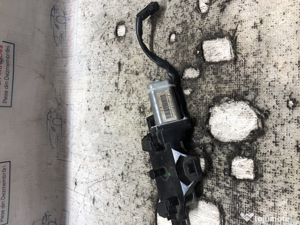 Motoras trapa BMW 320 E46 2008