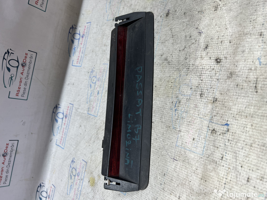 Stop central hayon Volkswagen Passat B7 Berlina 2012