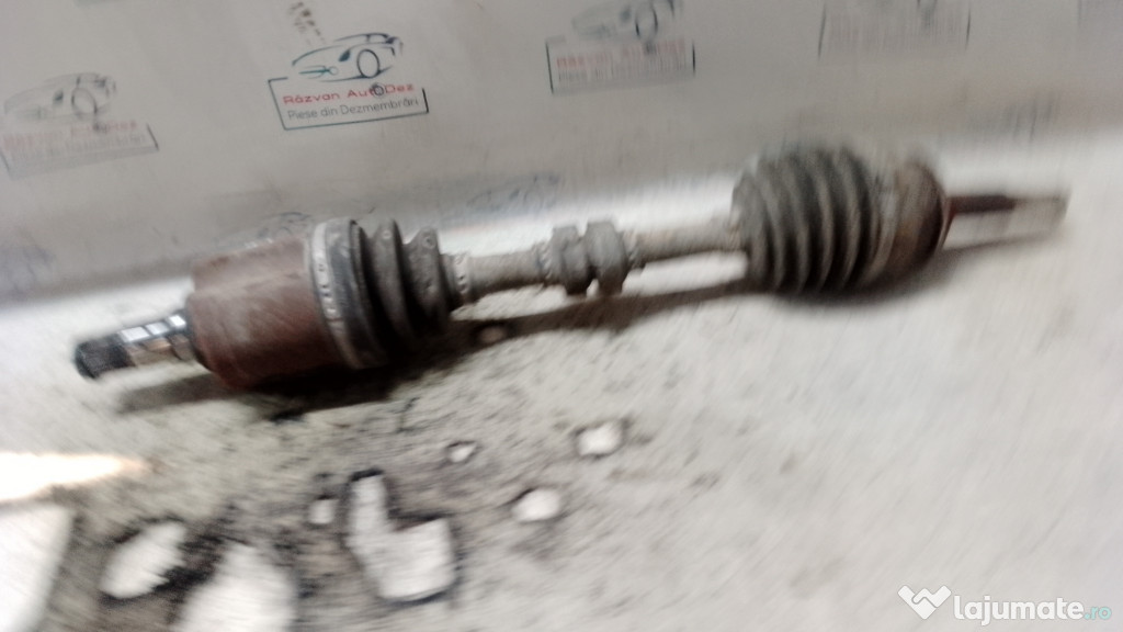 Planetara stanga fata Nissan X-Trail 2015