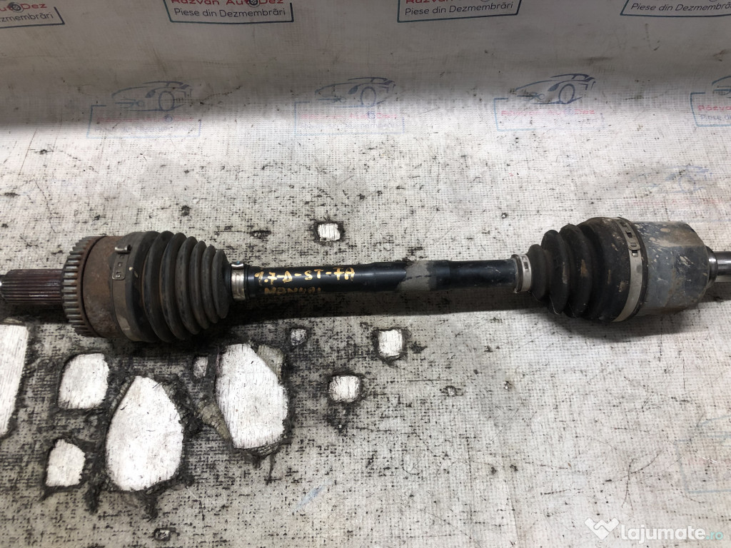 Planetara stanga fata Hyundai Ix 35 1.7 Motorina 2012