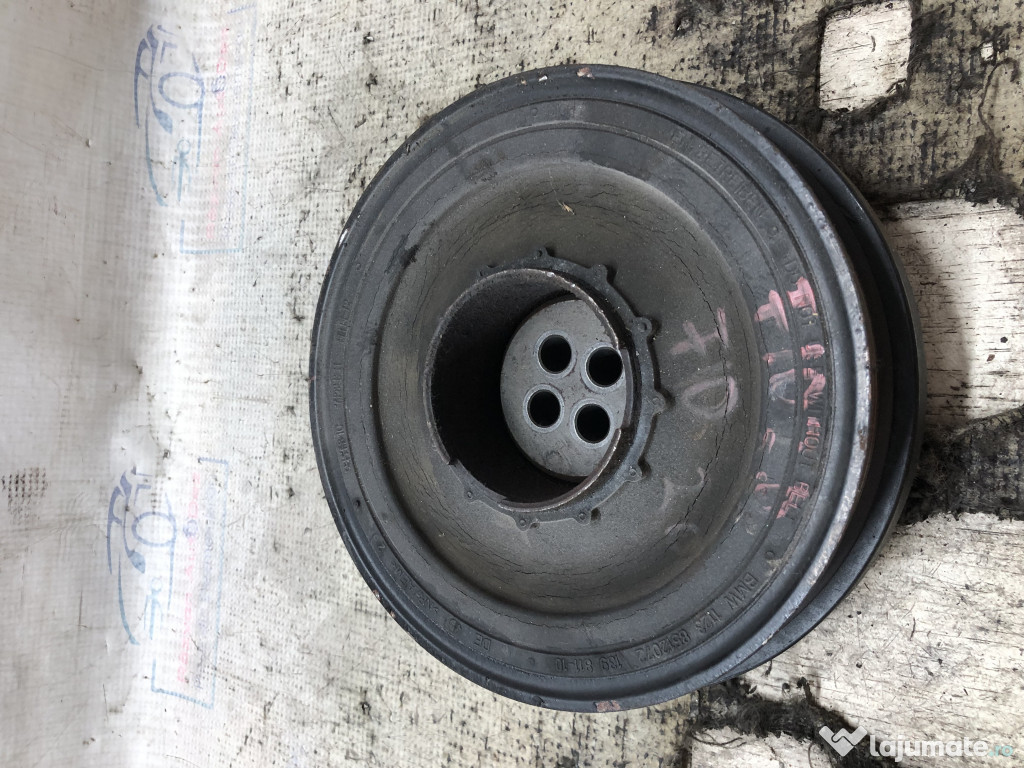 Fulie vibrochen BMW 520 F10 2.0 2012