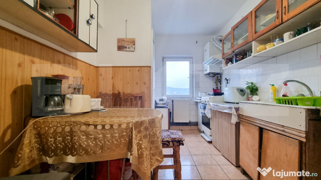 Apartament cu 3 camere in zona Manastur