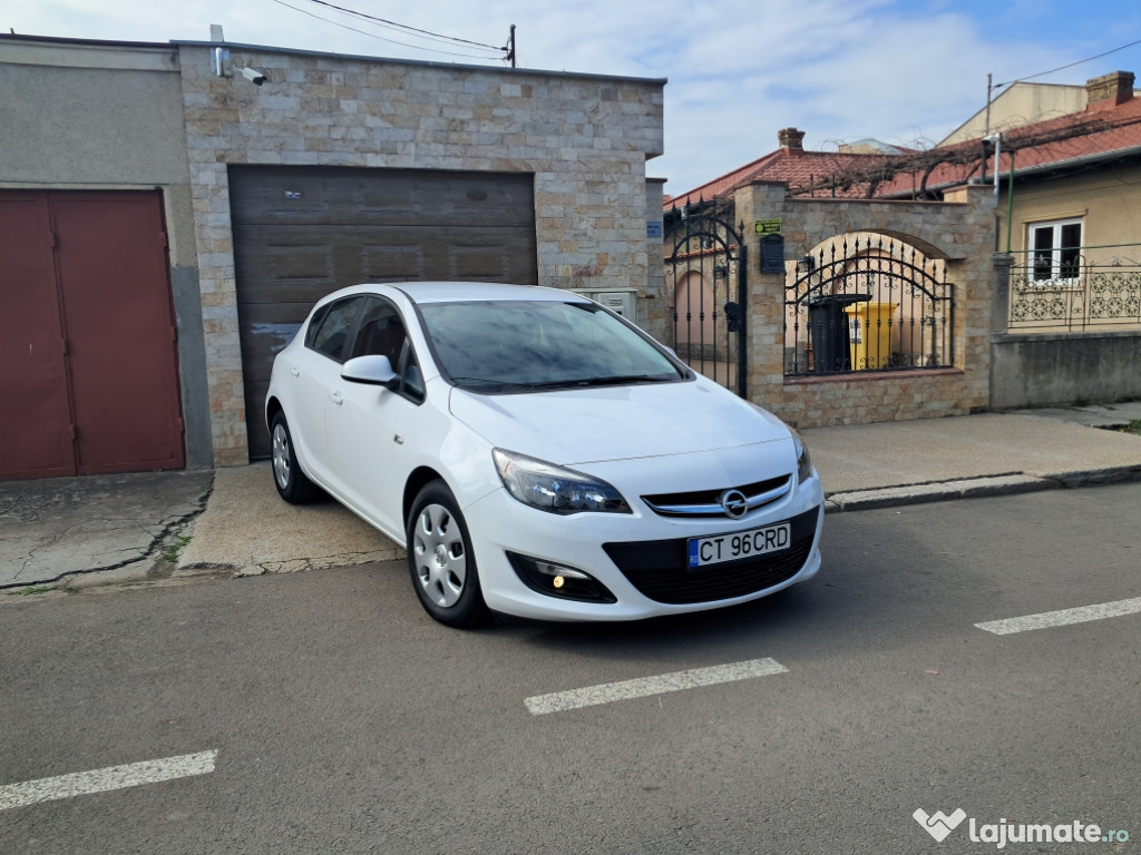 Opel Astra J * 2016 * * 95 .000 KM * Stare Nouă * 100 cp*