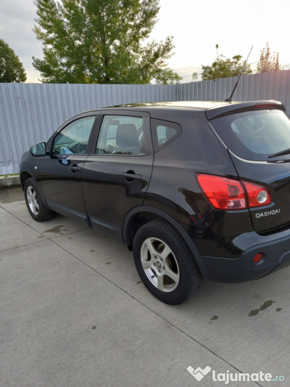 Vând Nissan Qahqai