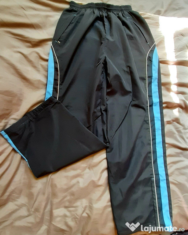 Pantaloni sport barbati