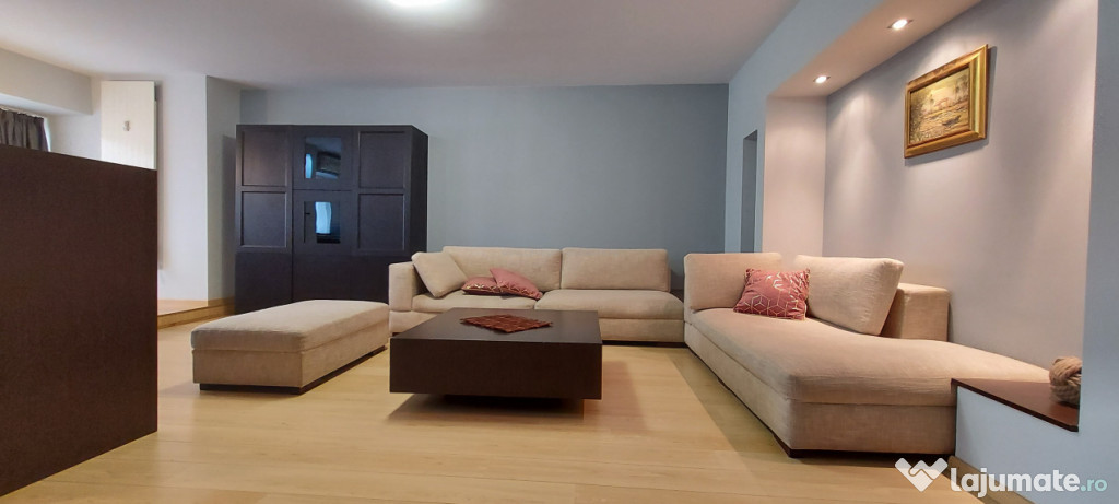 Bulevardul Unirii stradal 2 camere modificate 86 mp