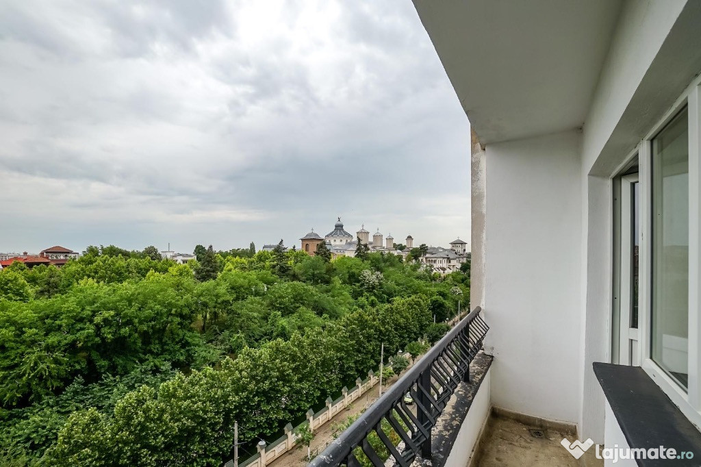 Apartament 3 camere, 2 băi, Piața Unirii – Vedere panoramică, mobilat