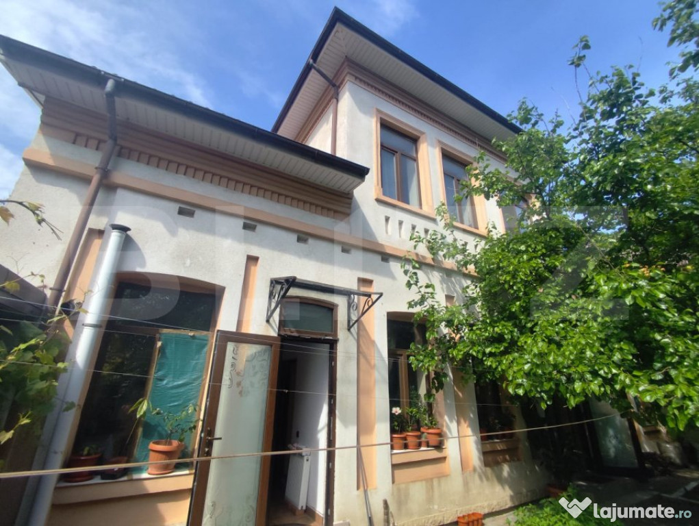 Casa 160 mp, 314 mp, Pacurari, la strada