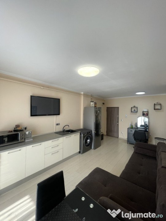 Apartament de 2 camere 42mp, terasa 11mp, lift, bloc nou