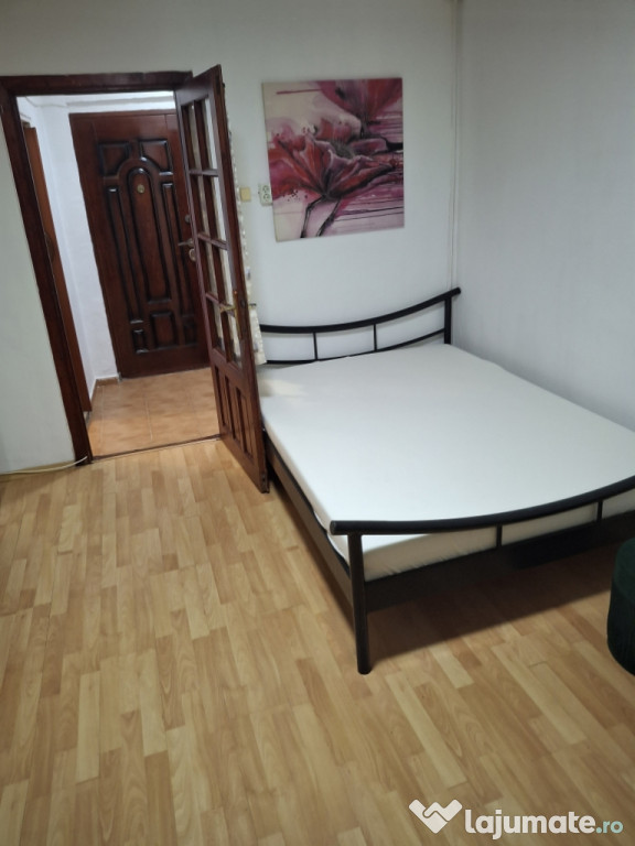 Proprietar închiriez garsoniera