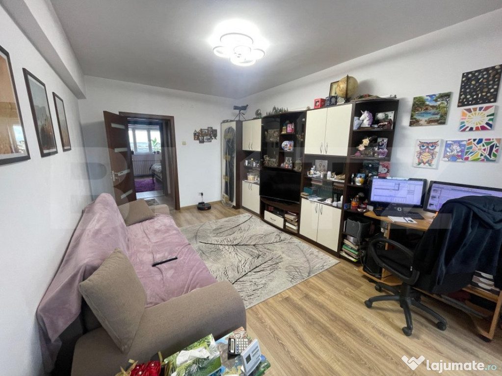 Apartament de 3 camere, decomandat, 73 mp, ultracentral, cu