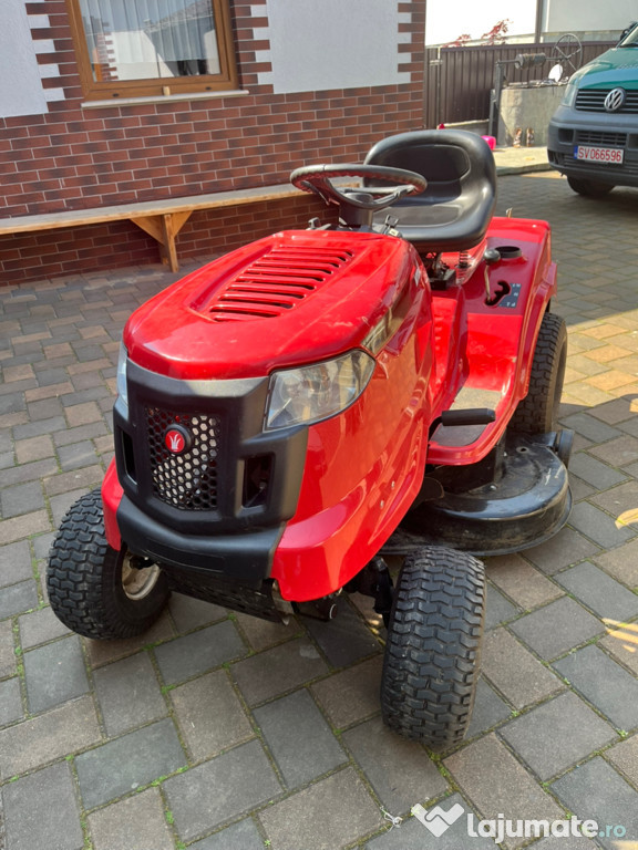 Tractor de tuns gazon