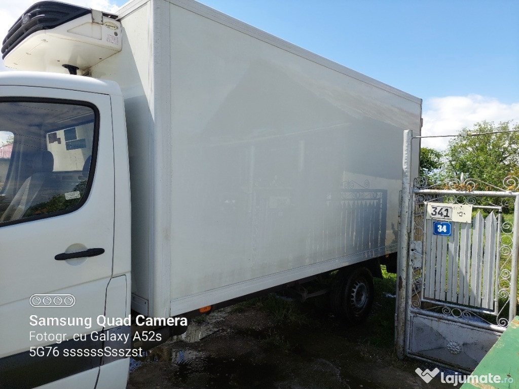 Vând Mercedes Sprinter cu frig