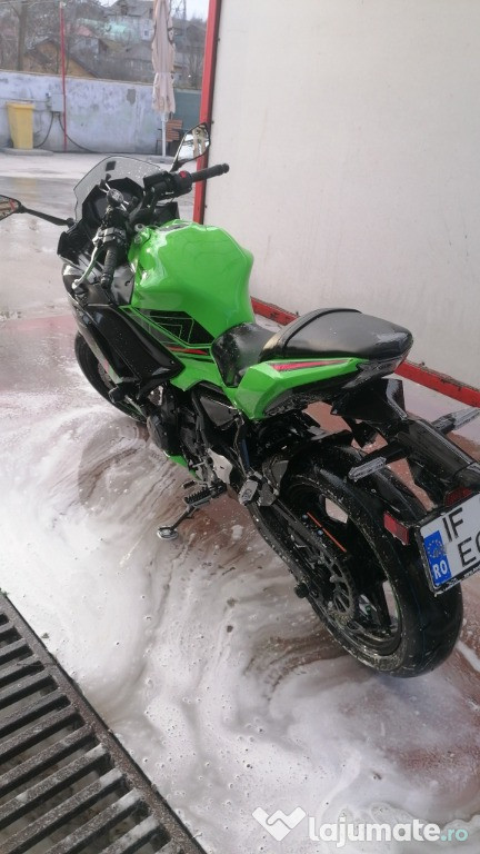 Kawasaki NInja 650