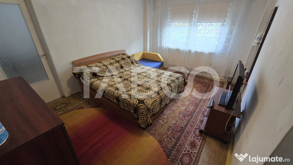 Apartament de vanzare zona Mihai Viteazul 4 camere 2 bai