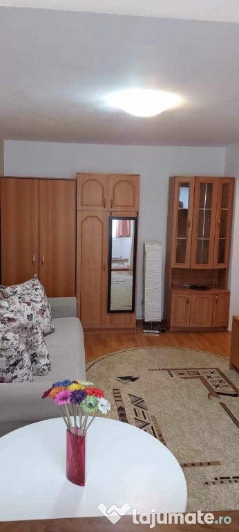 Garsoniera bloc de apartamente etaj intermediarRacadau