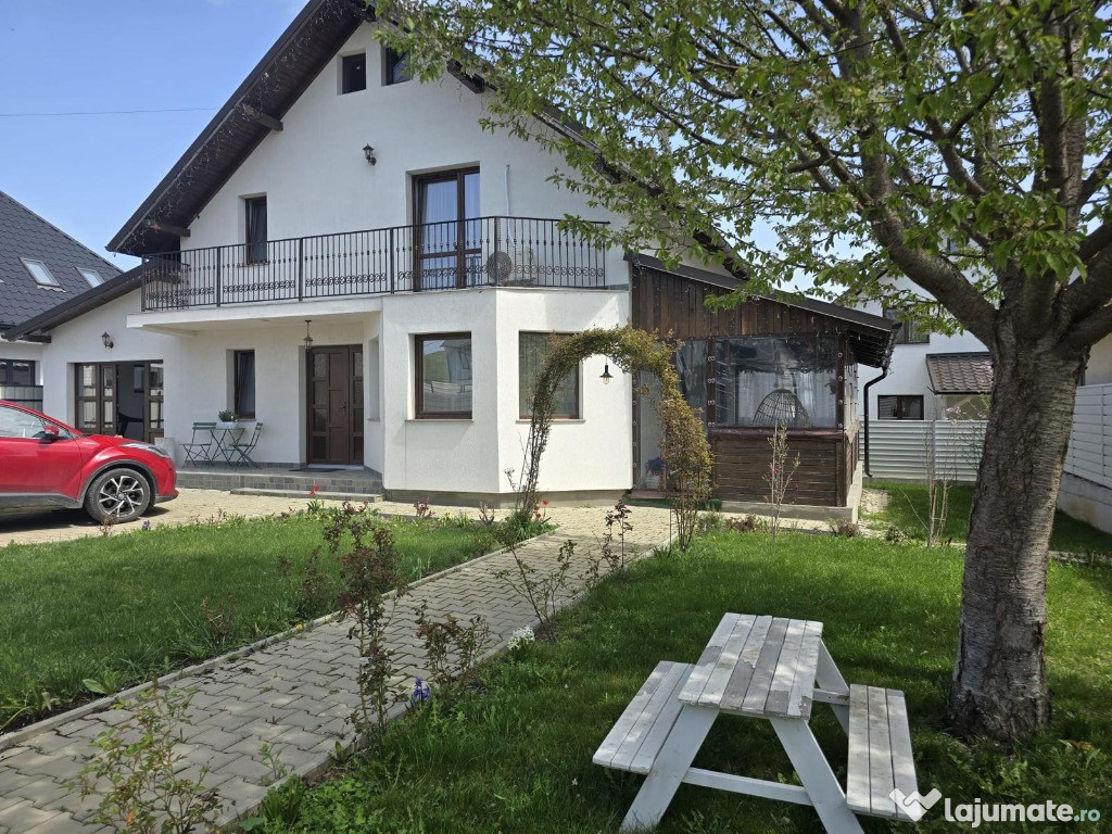 Vila de LUX in Ipotesti