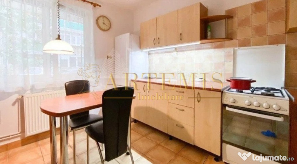 Apartament 2 camere, 49 mp, zona Centru