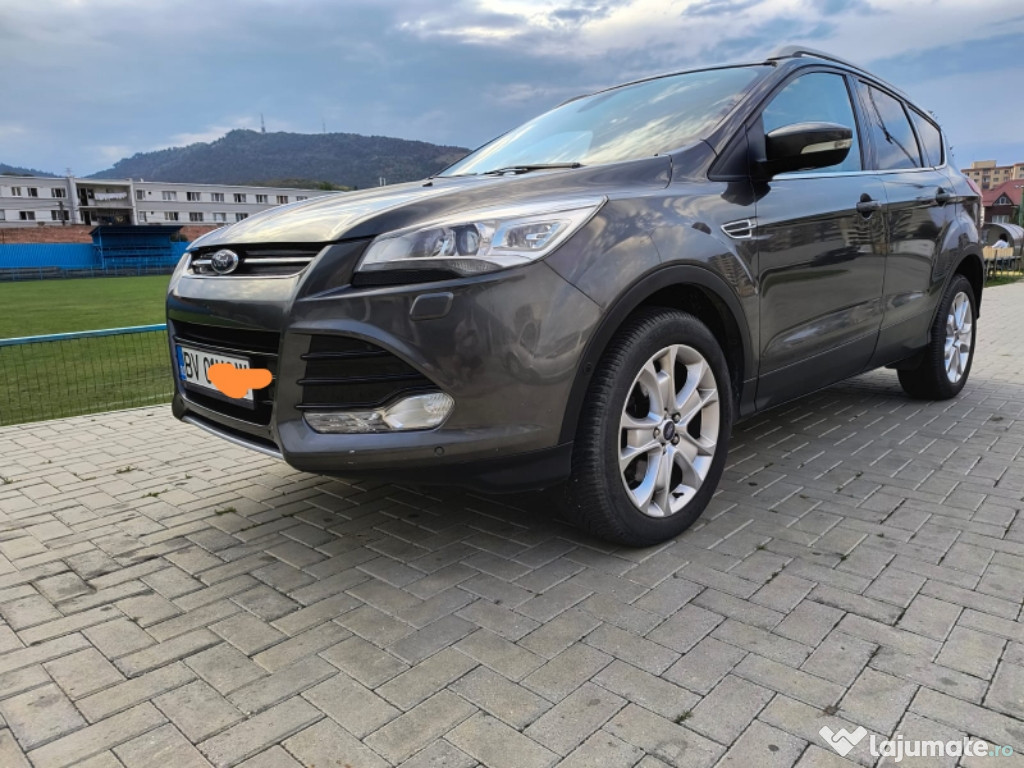 Ford Kuga Titaniu