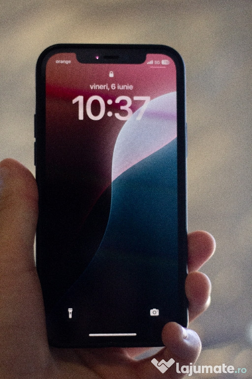 Vând iphone 12 Black 64 Gb
