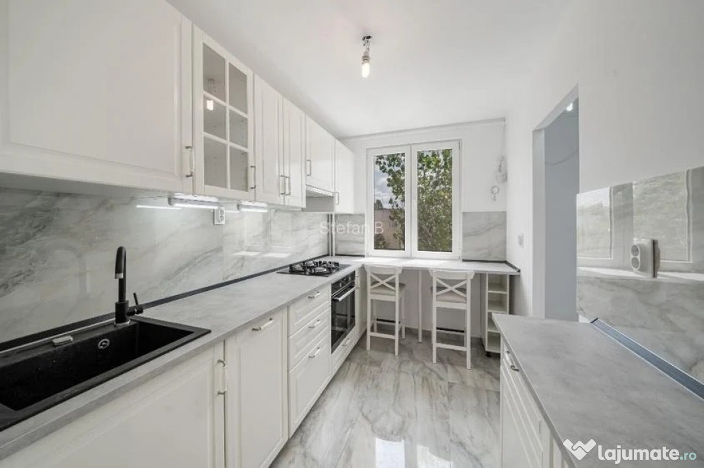 Apartament 3 camere decomandat + boxa - Drumul Taberei