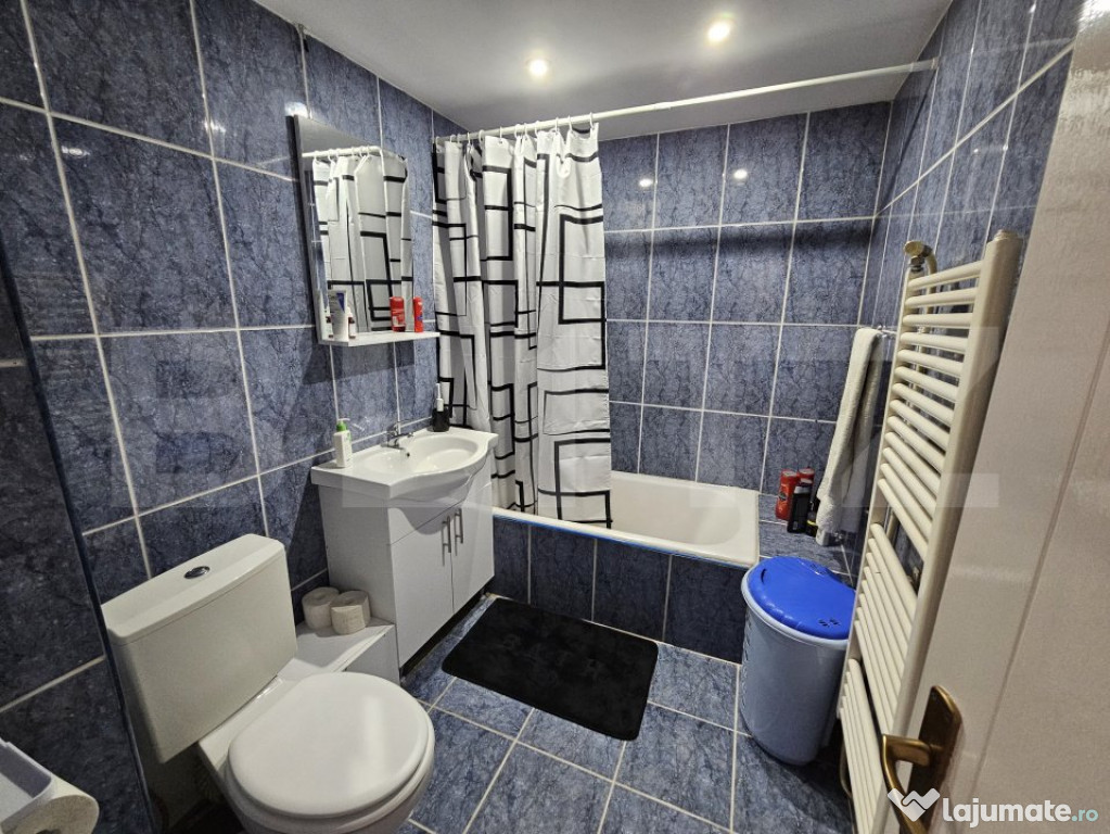 Apartament de vanzare, cu 2 camere, 56 mp, zona Independente
